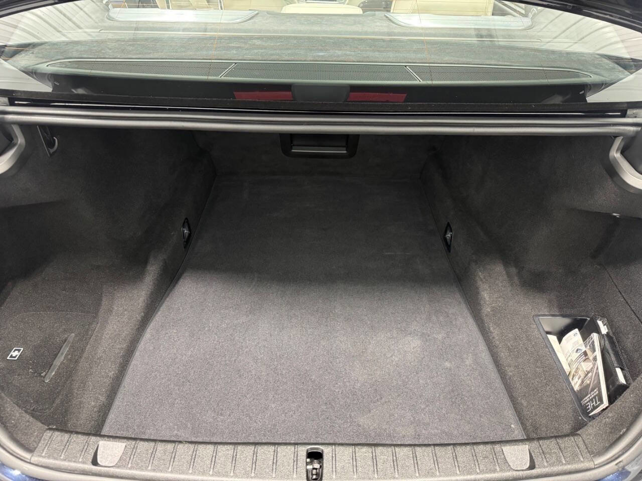 Used 2019 BMW M760i xDrive w/ Luxury Rear Seating Package image 28