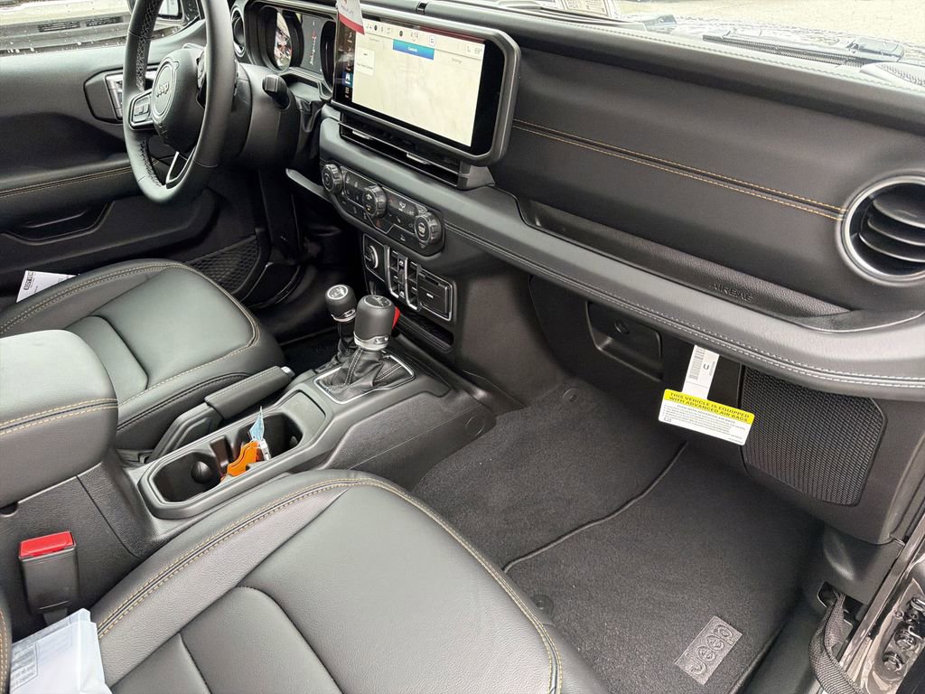 New 2026 Jeep Gladiator Sahara image 19