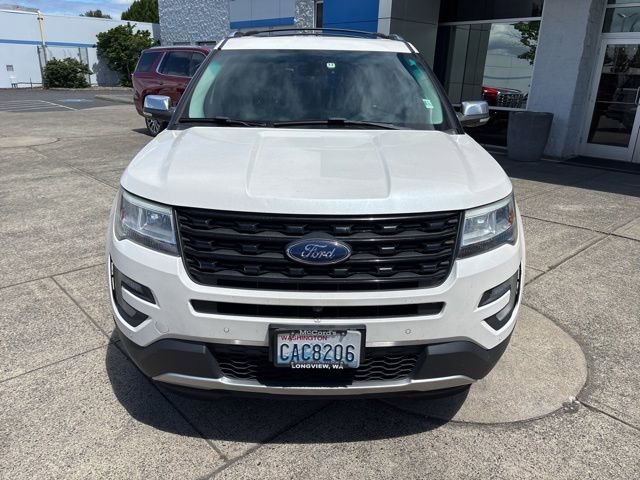Used 2016 Ford Explorer Platinum AWD/4WD image 3