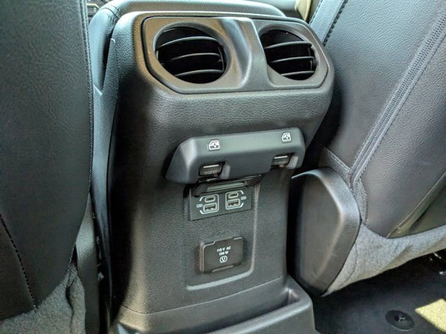 Used 2021 Jeep Wrangler Unlimited Sahara image 14