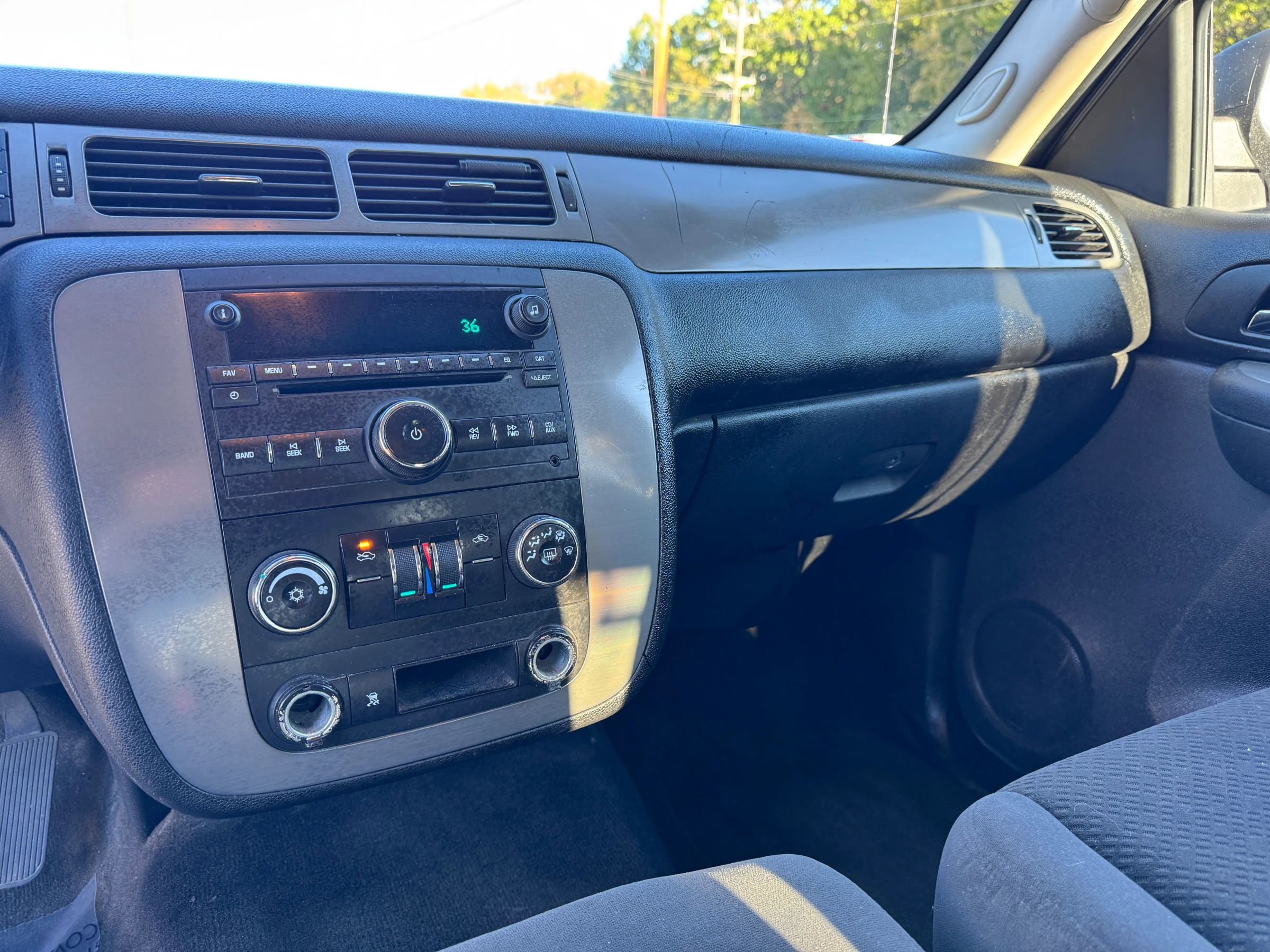 Used 2008 Chevrolet Avalanche LS AWD/4WD image 19