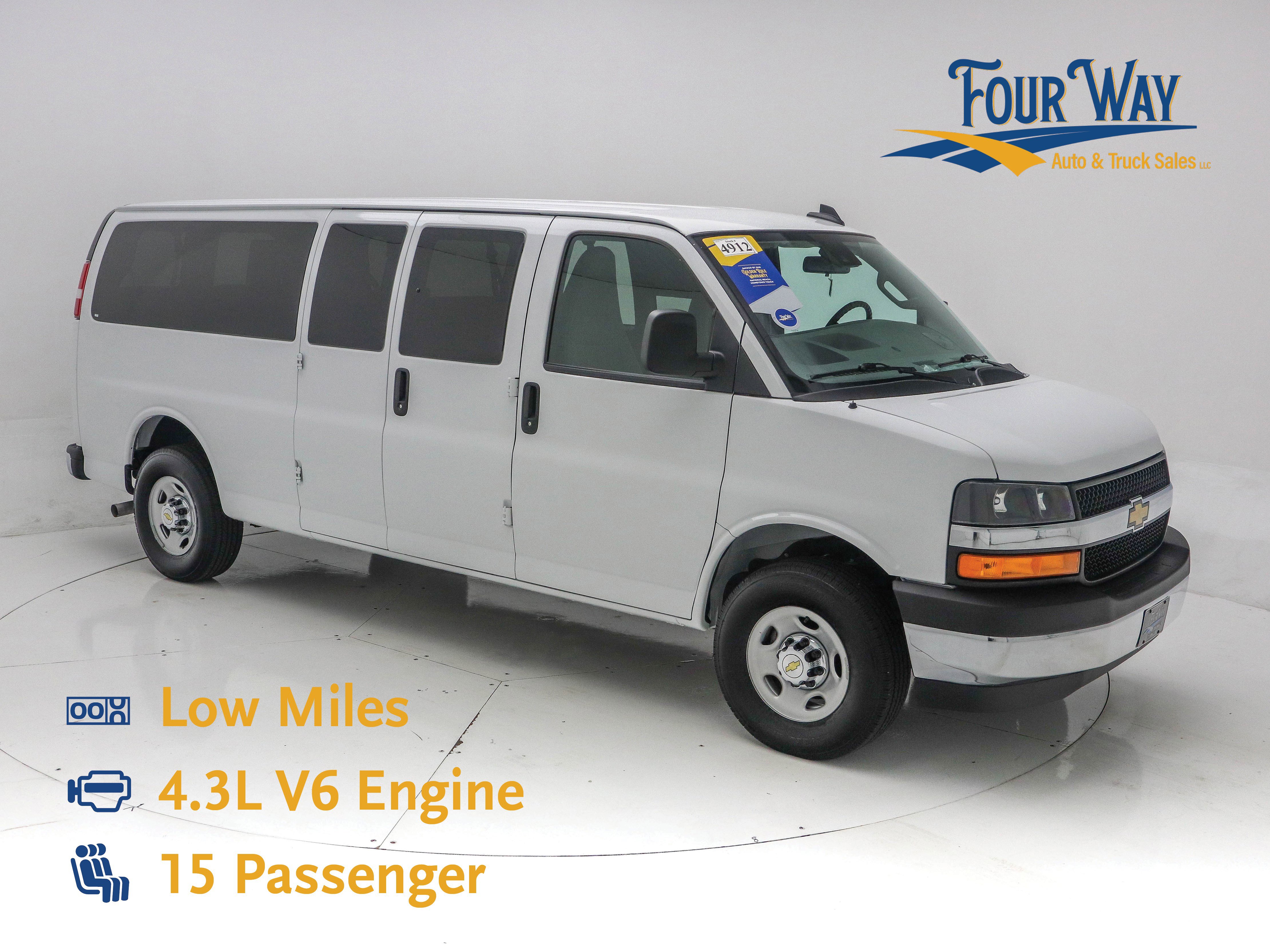 Used 2024 Chevrolet Express 3500 LT w/ LT Preferred Equipment Group image 1