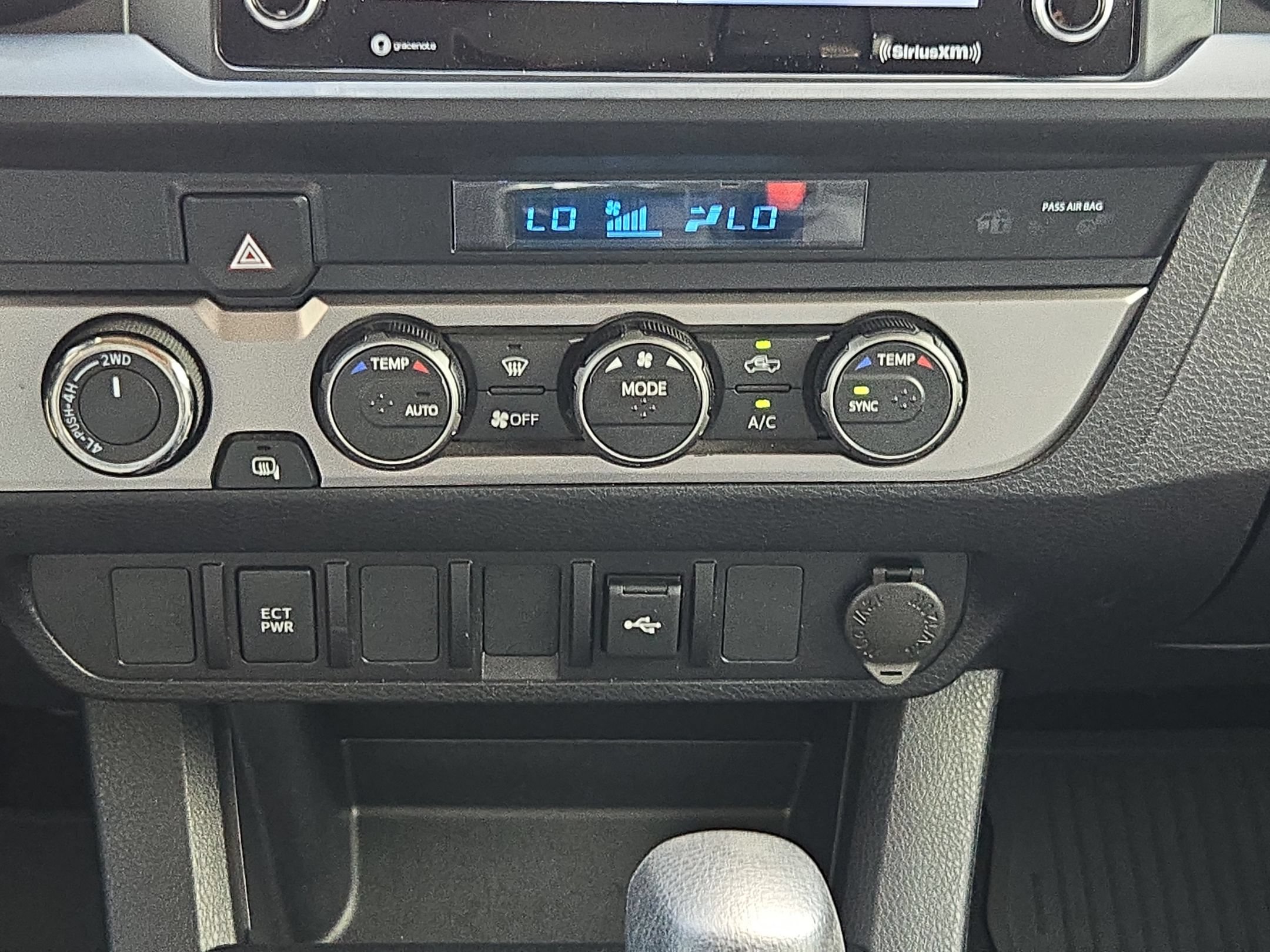 Used 2023 Toyota Tacoma SR AWD/4WD image 18
