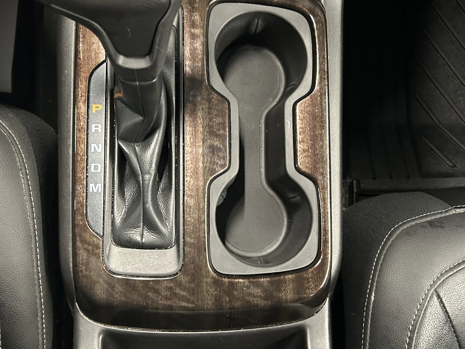 Used 2016 GMC Canyon SLT image 37