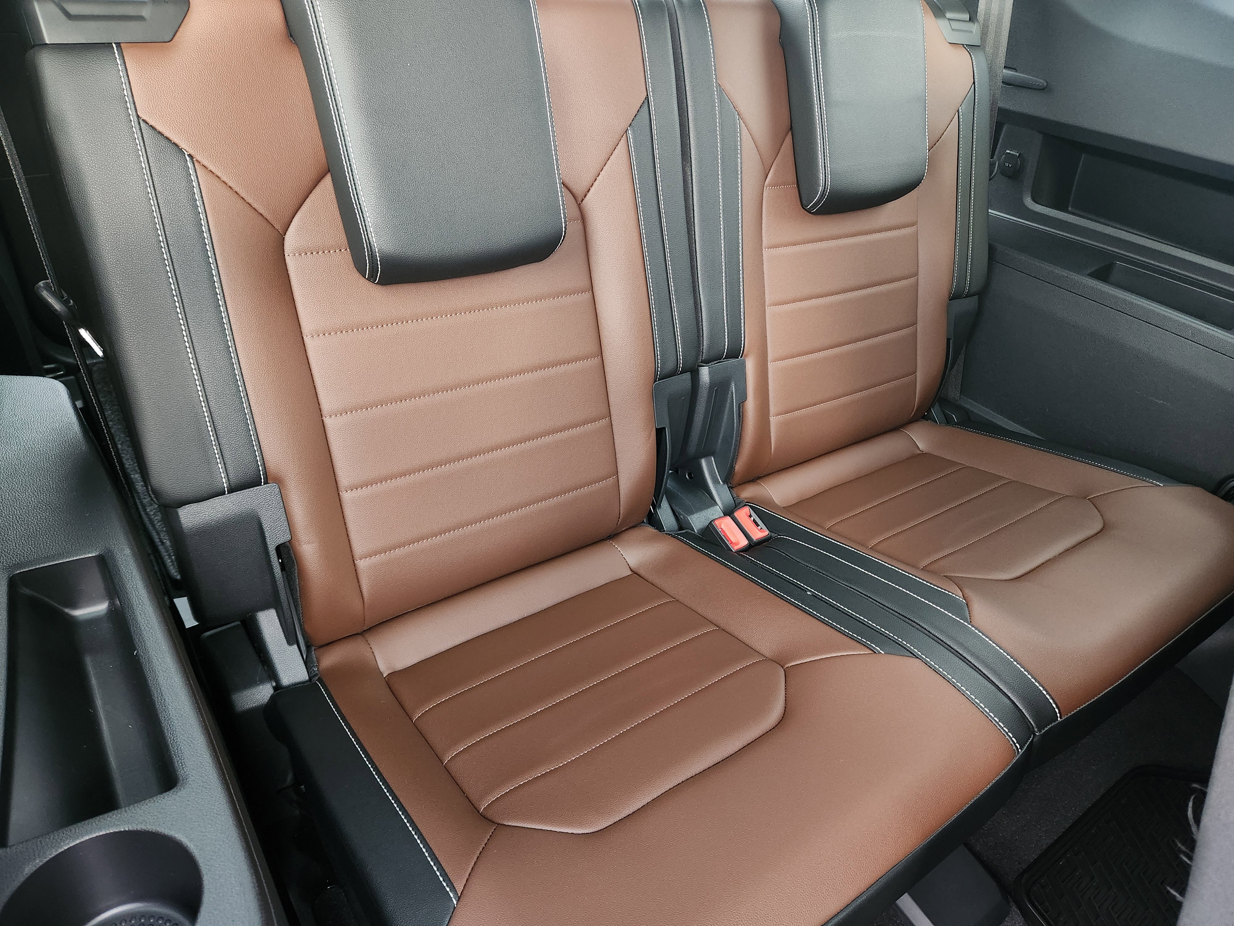 Certified 2022 Volkswagen Atlas SEL Premium image 28