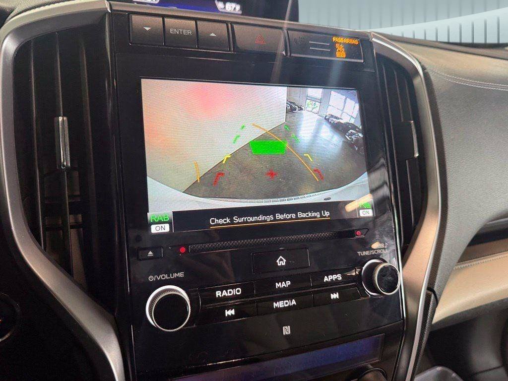 Used 2022 Subaru Ascent Limited w/ Technology Package AWD/4WD image 3