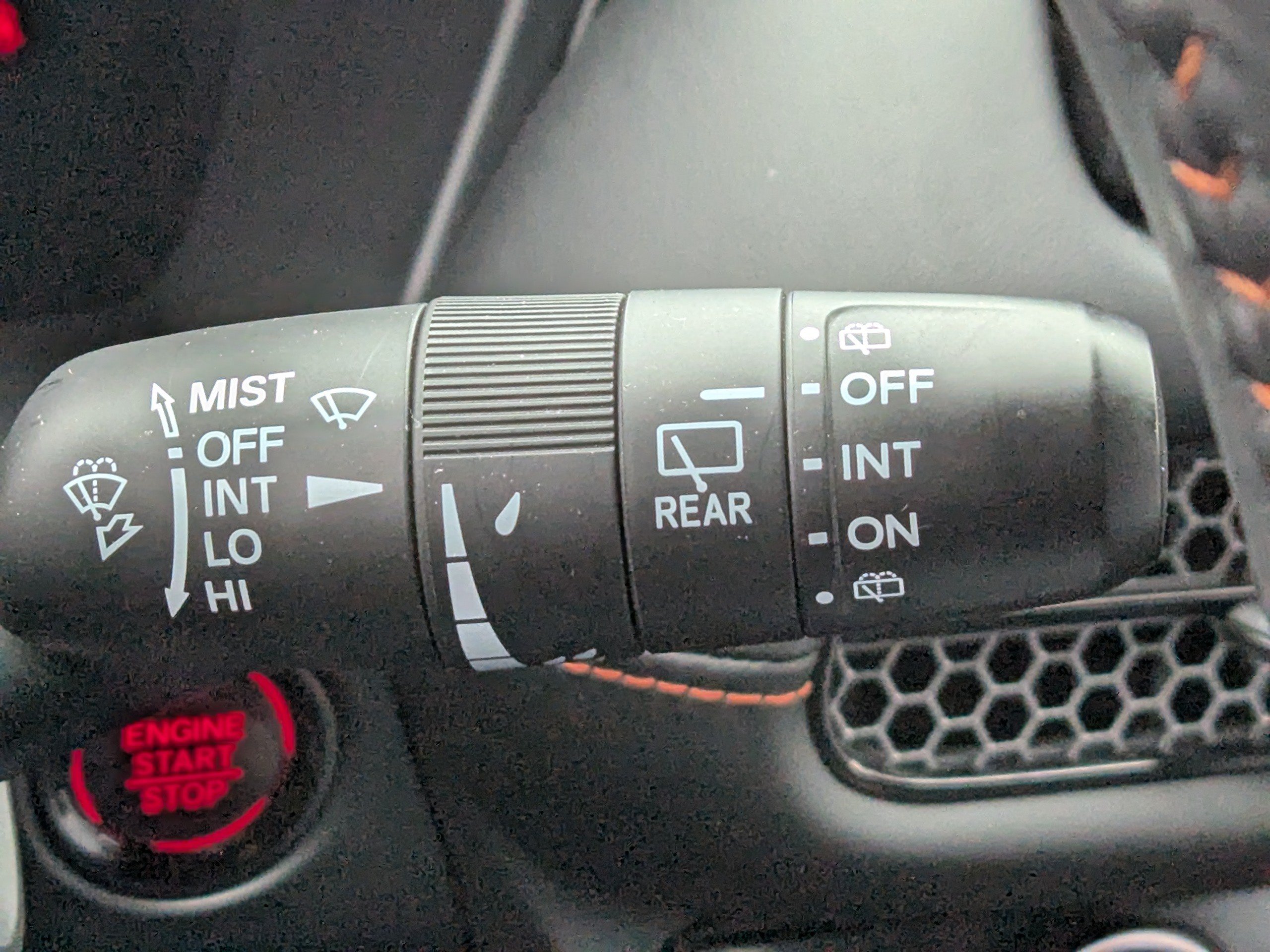 Used 2025 Honda HR-V Sport image 26