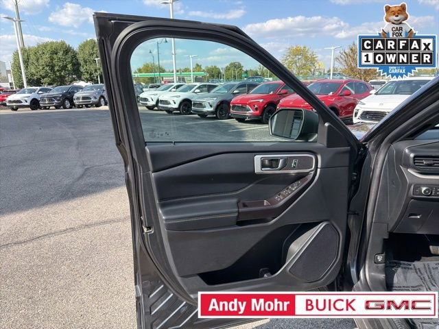 Used 2020 Ford Explorer XLT w/ Equipment Group 202A image 24