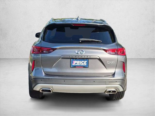 Used 2023 INFINITI QX50 Luxe FWD image 7
