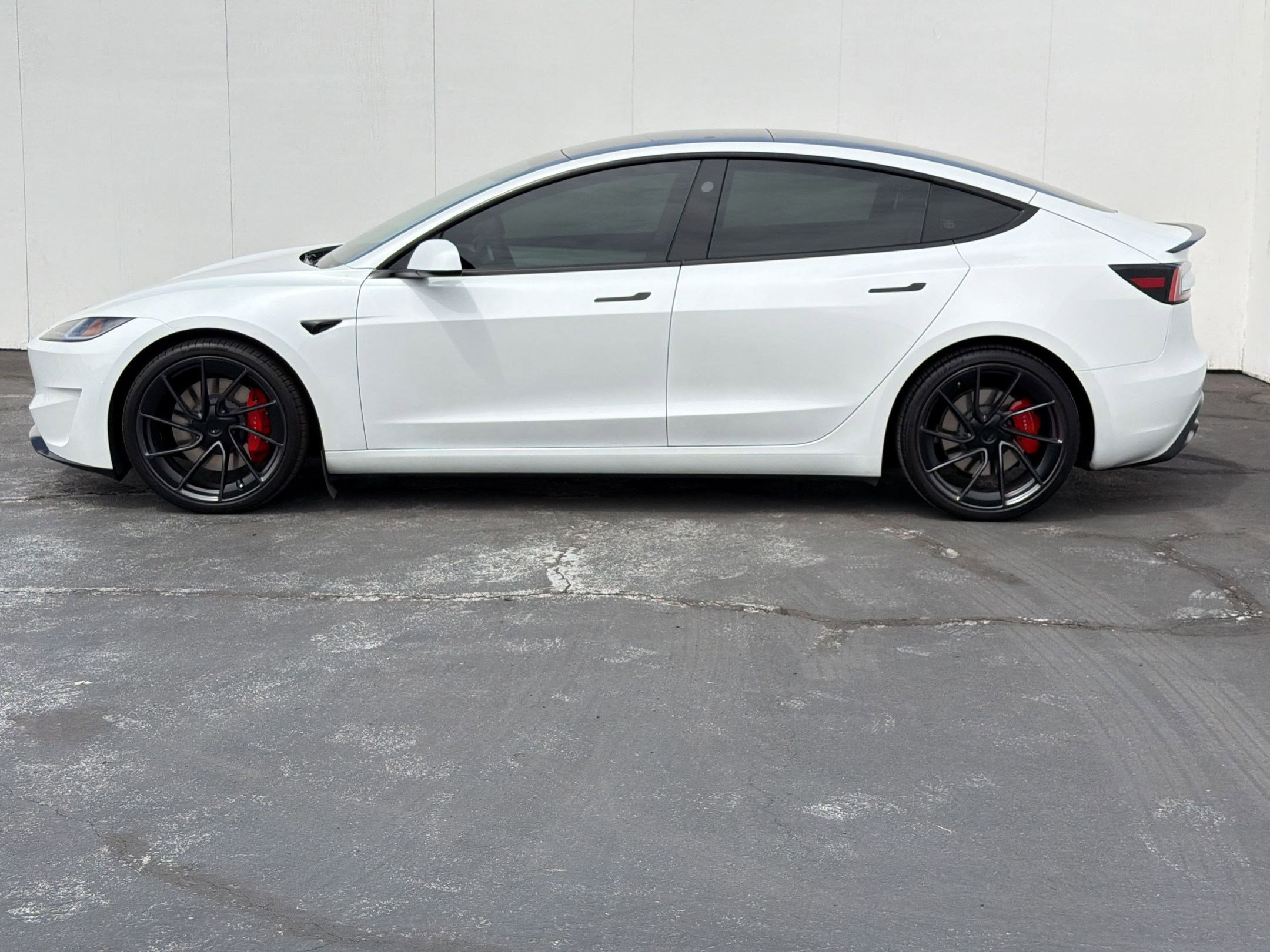 Used 2025 Tesla Model 3 Performance AWD/4WD image 2
