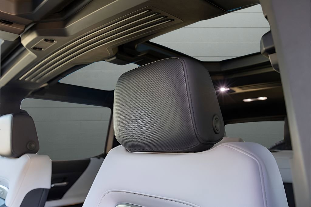 Used 2024 GMC Hummer EV 3X w/ Omega Edition AWD/4WD image 50