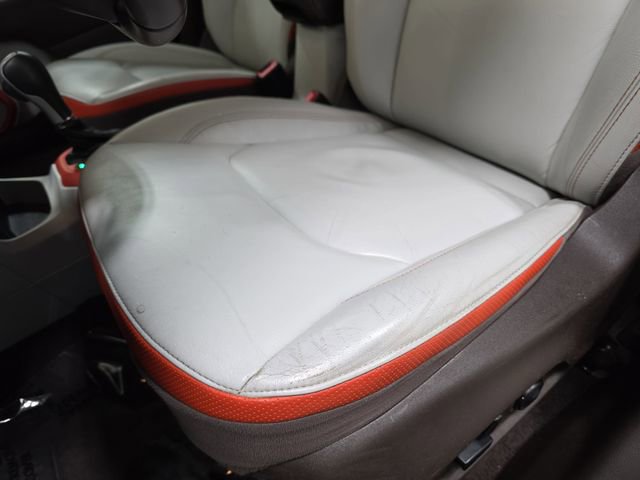 Used 2016 Jeep Renegade Limited image 27