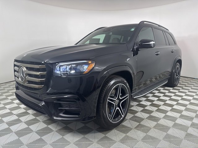 New 2026 Mercedes-Benz GLS 450 4MATIC image 3