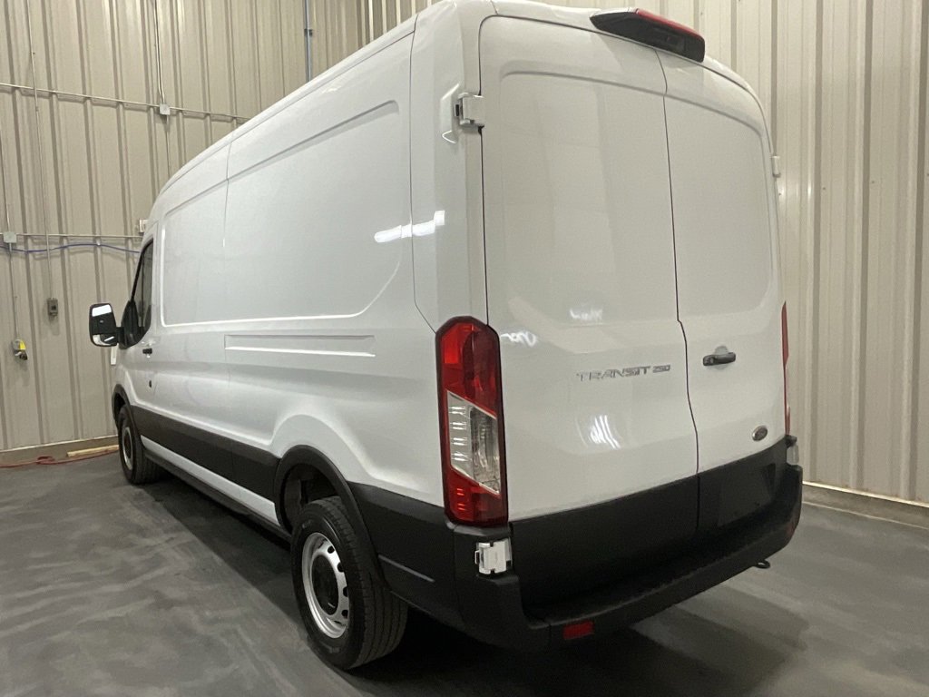 Used 2023 Ford Transit 250 Medium Roof image 19