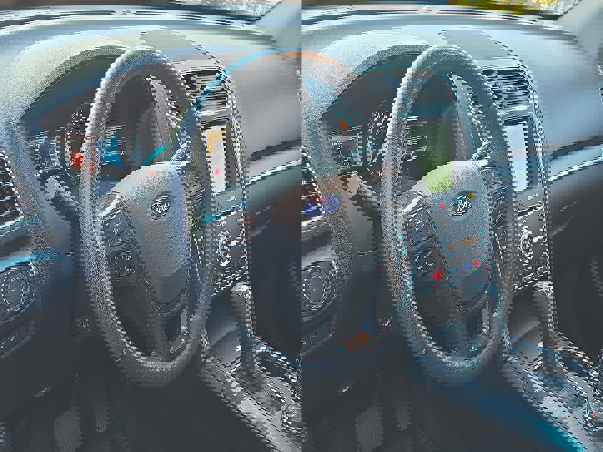 Used 2016 Ford Explorer Sport w/ Equipment Group 401A image 15