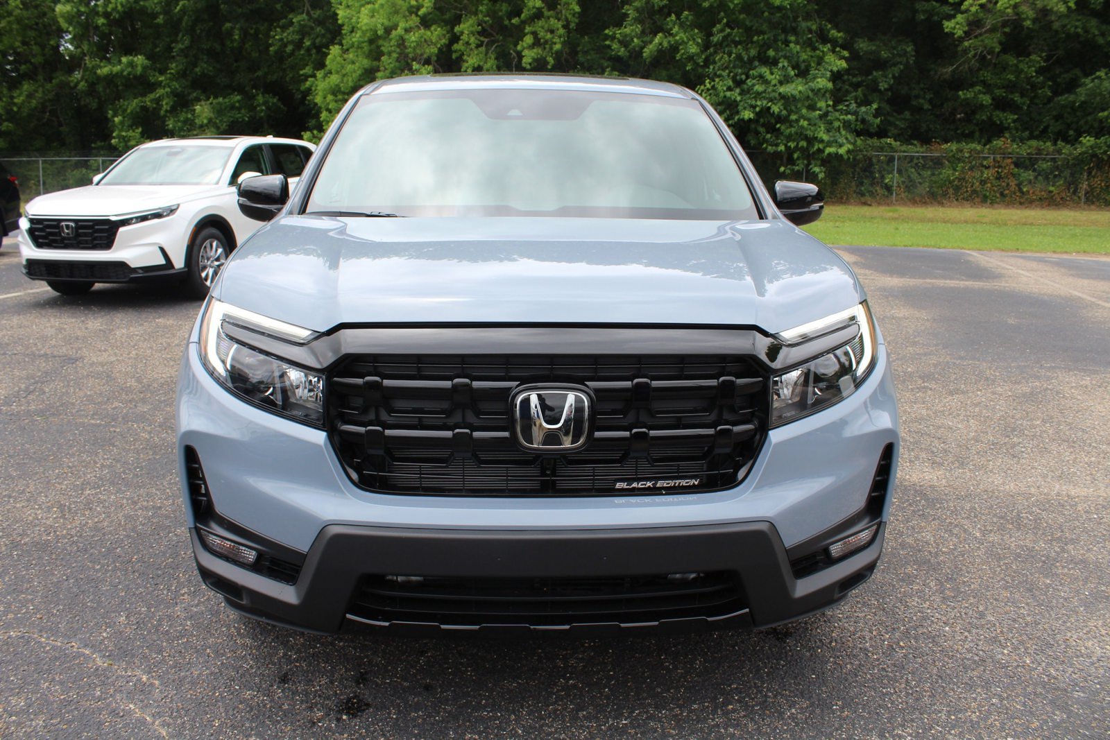 New 2026 Honda Ridgeline Black Edition image 2