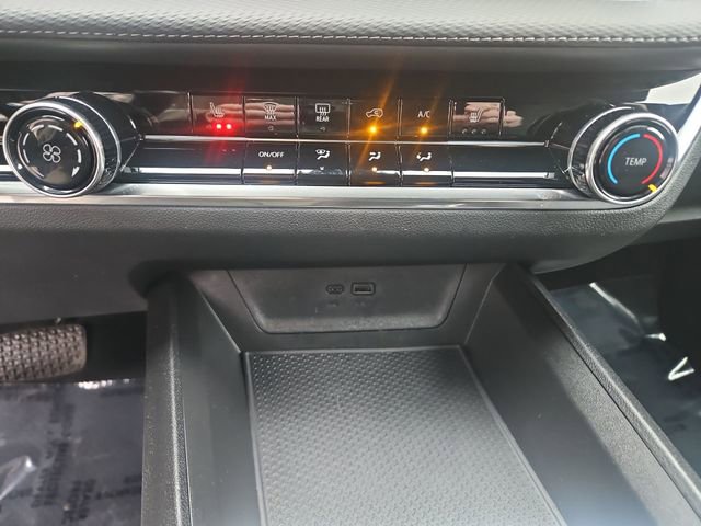 Used 2025 Chevrolet Equinox LT image 18