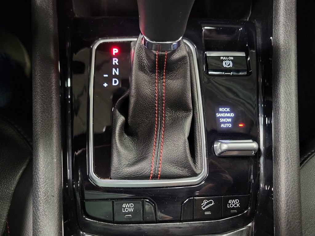 Used 2023 Jeep Compass Trailhawk w/ Sun and Sound Group AWD/4WD image 17
