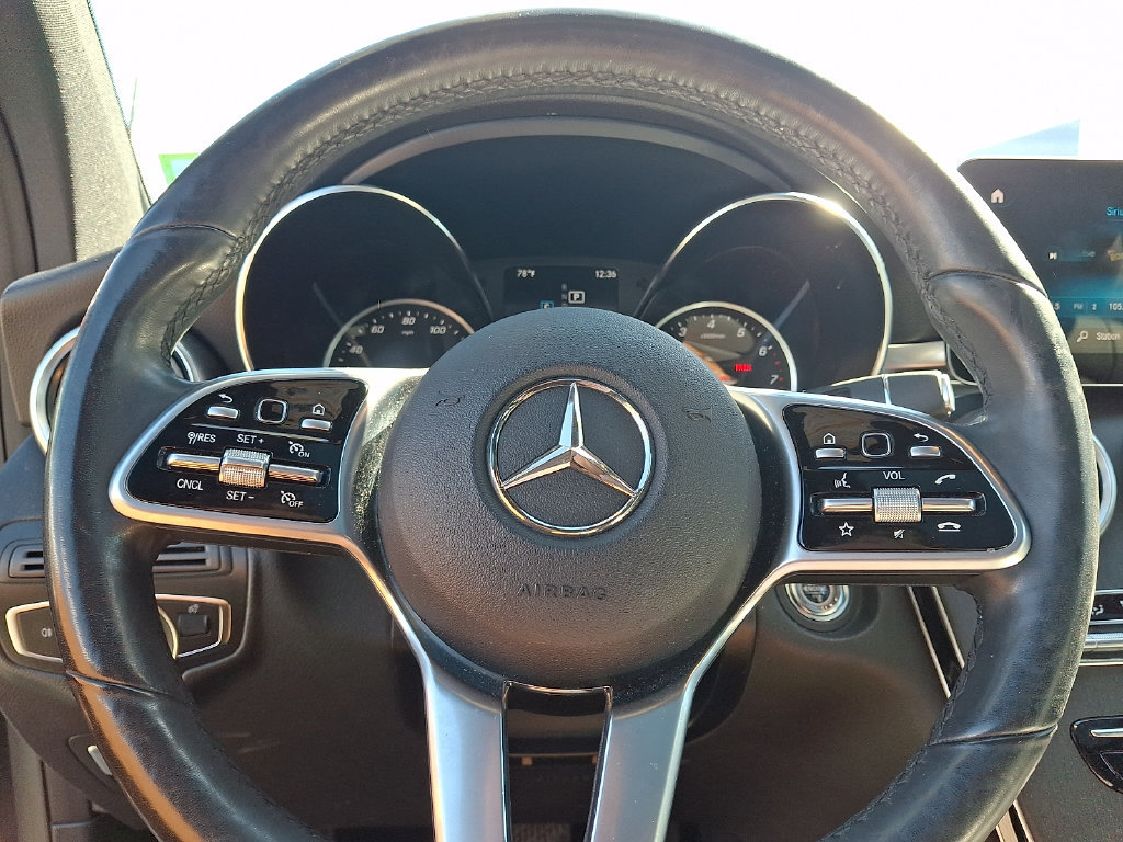 Used 2020 Mercedes-Benz GLC 300 4MATIC image 17