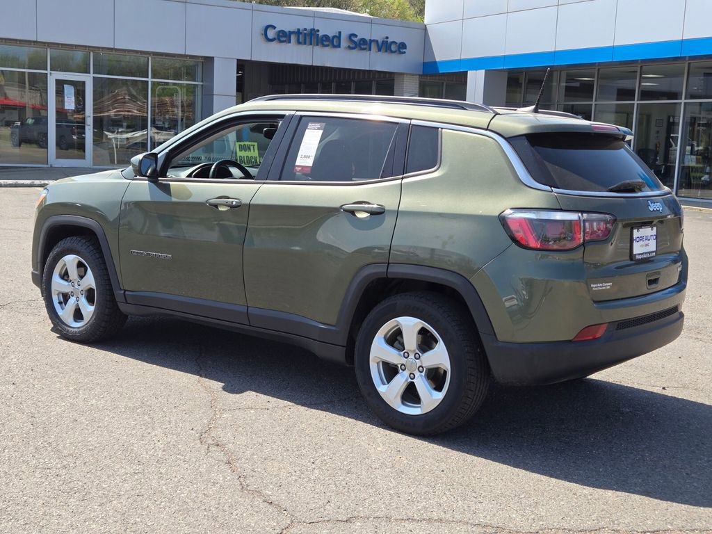 Used 2020 Jeep Compass Latitude image 3