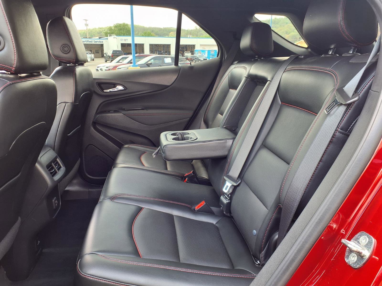 Certified 2023 Chevrolet Equinox RS w/ RS Leather Package AWD/4WD image 8