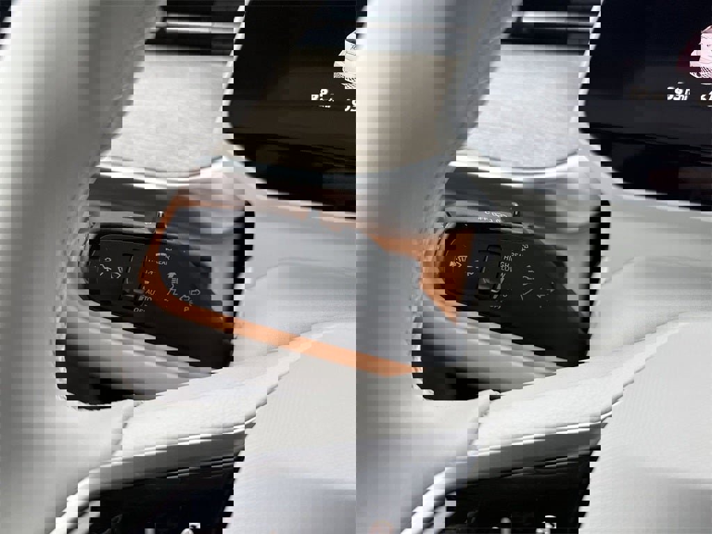 New 2025 Volkswagen ID. Buzz 1st Edition image 21