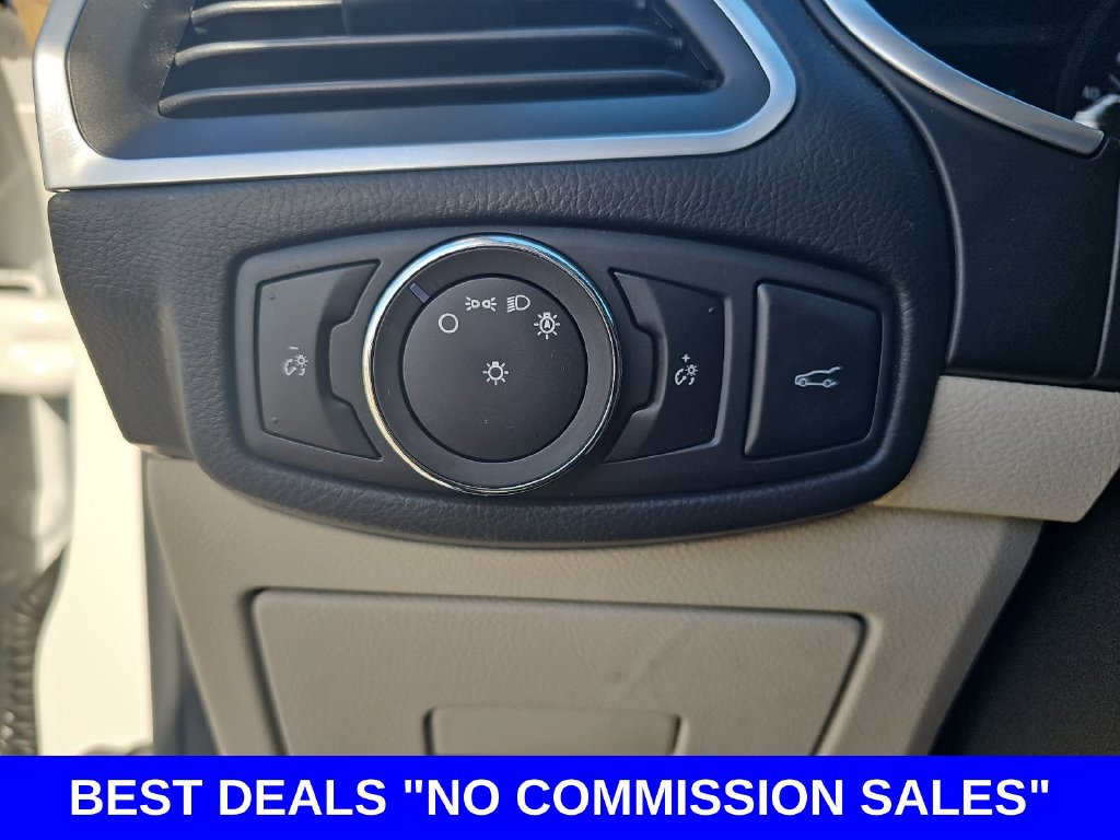 Used 2017 Ford Edge Titanium AWD/4WD image 26