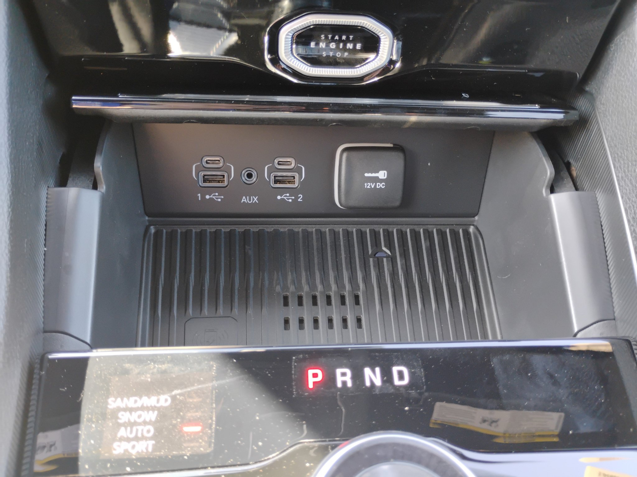New 2027 Jeep Grand Cherokee Altitude AWD/4WD image 23