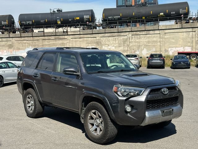 Used 2015 Toyota 4Runner Trail AWD/4WD image 3