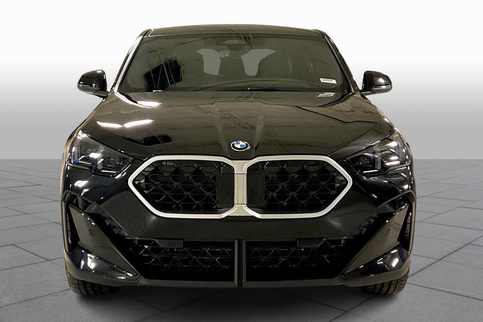 Used 2026 BMW X2 xDrive28i w/ Convenience Package AWD/4WD image 3