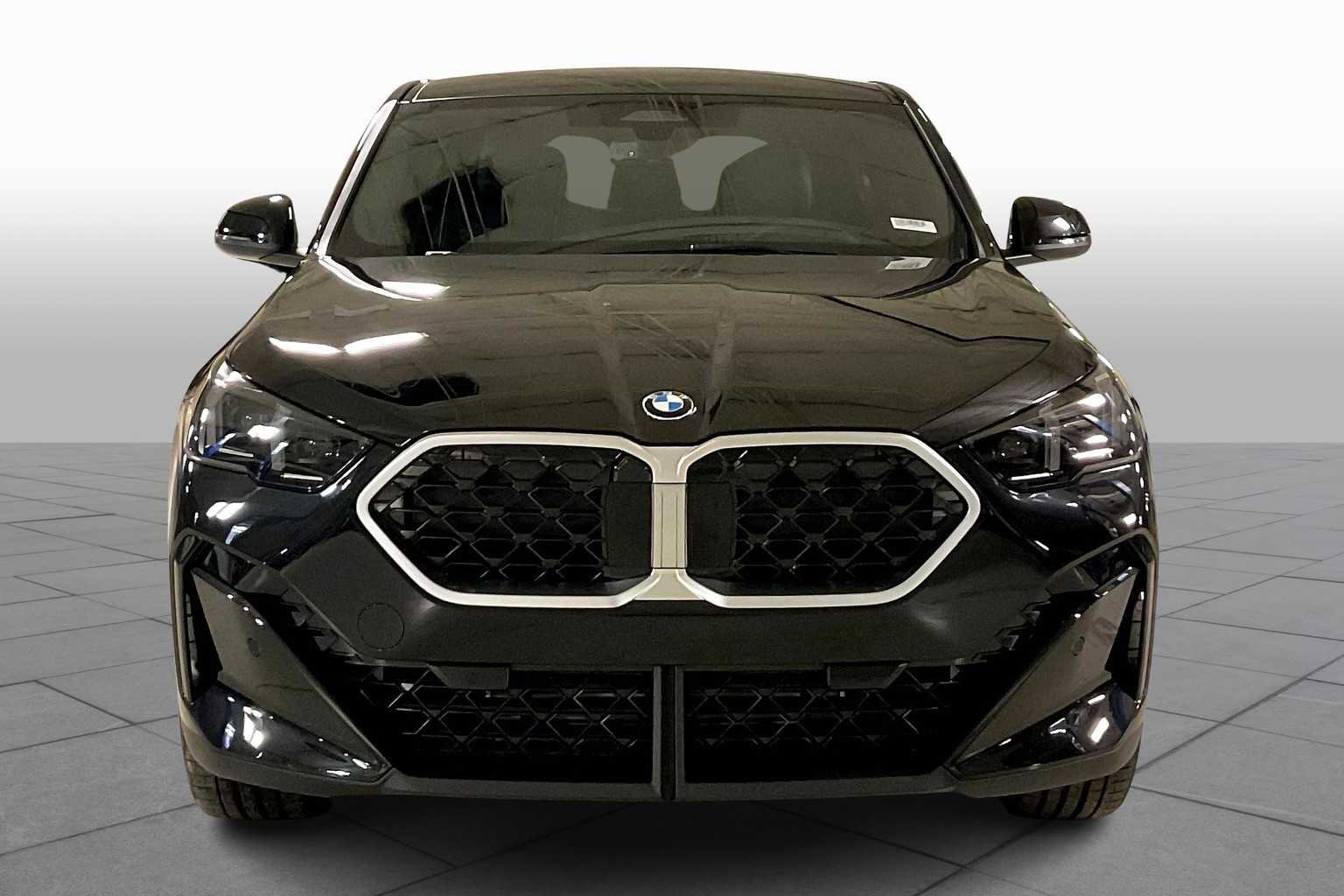 Used 2026 BMW X2 xDrive28i w/ Convenience Package image 3