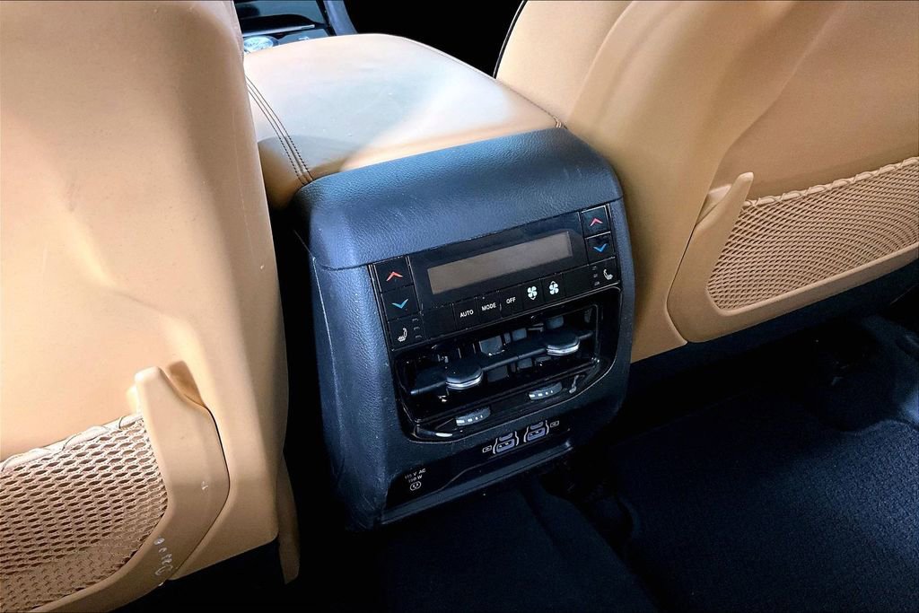 Used 2024 Jeep Grand Cherokee L Summit w/ Advanced Protech Group IV image 36