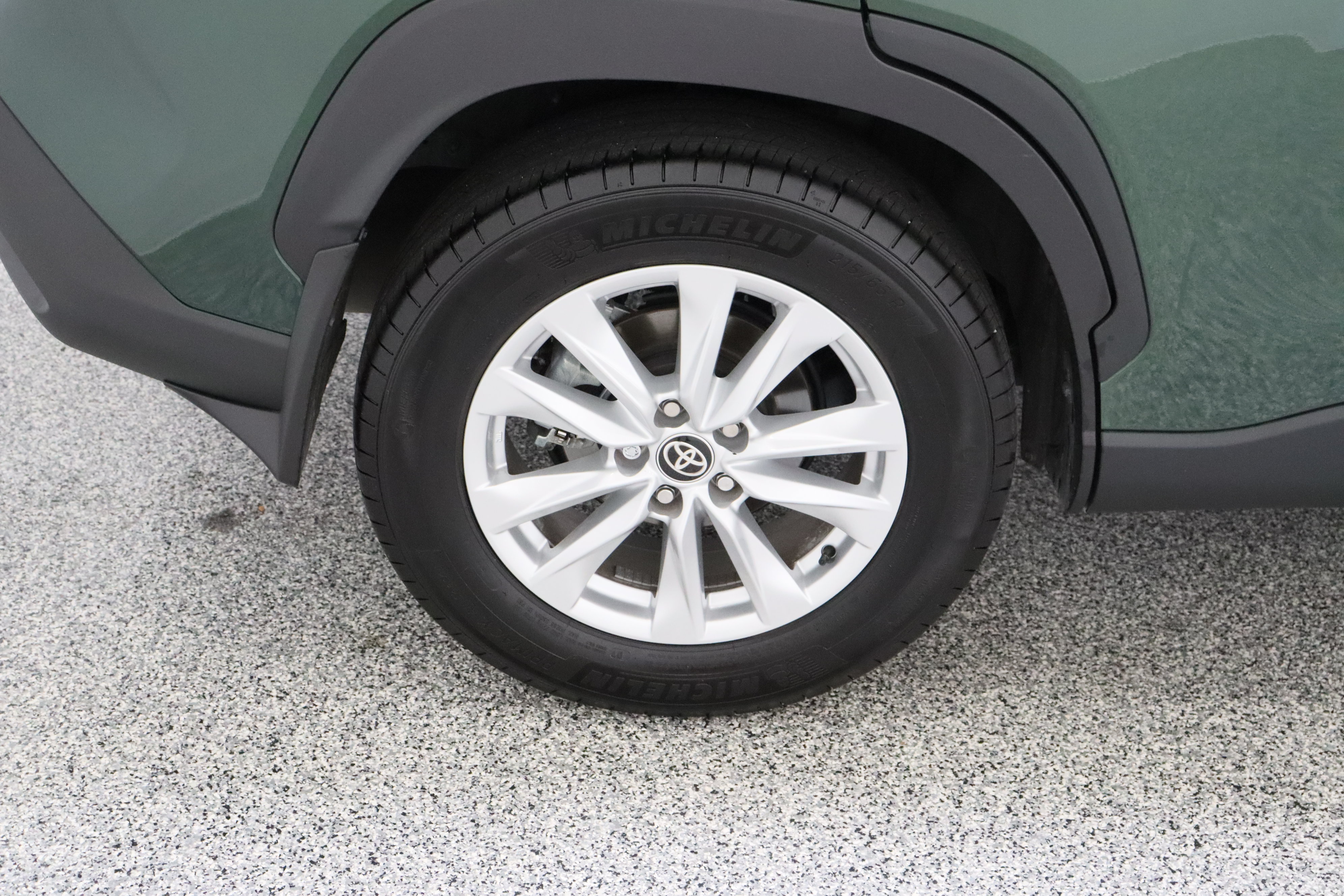 Certified 2026 Toyota Corolla Cross LE FWD image 6