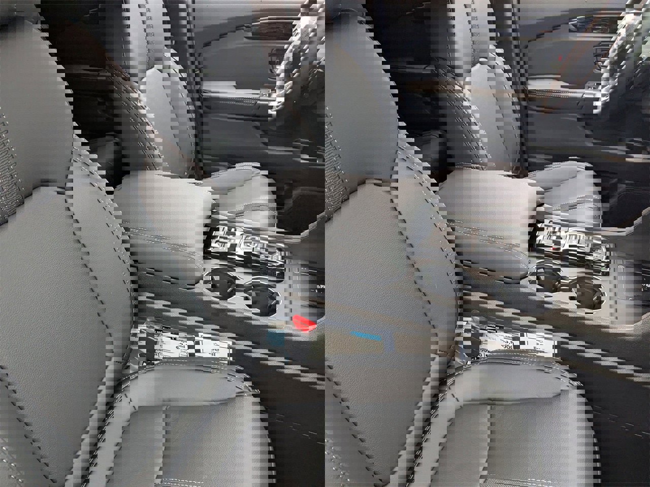 New 2025 Honda Pilot EX-L image 6