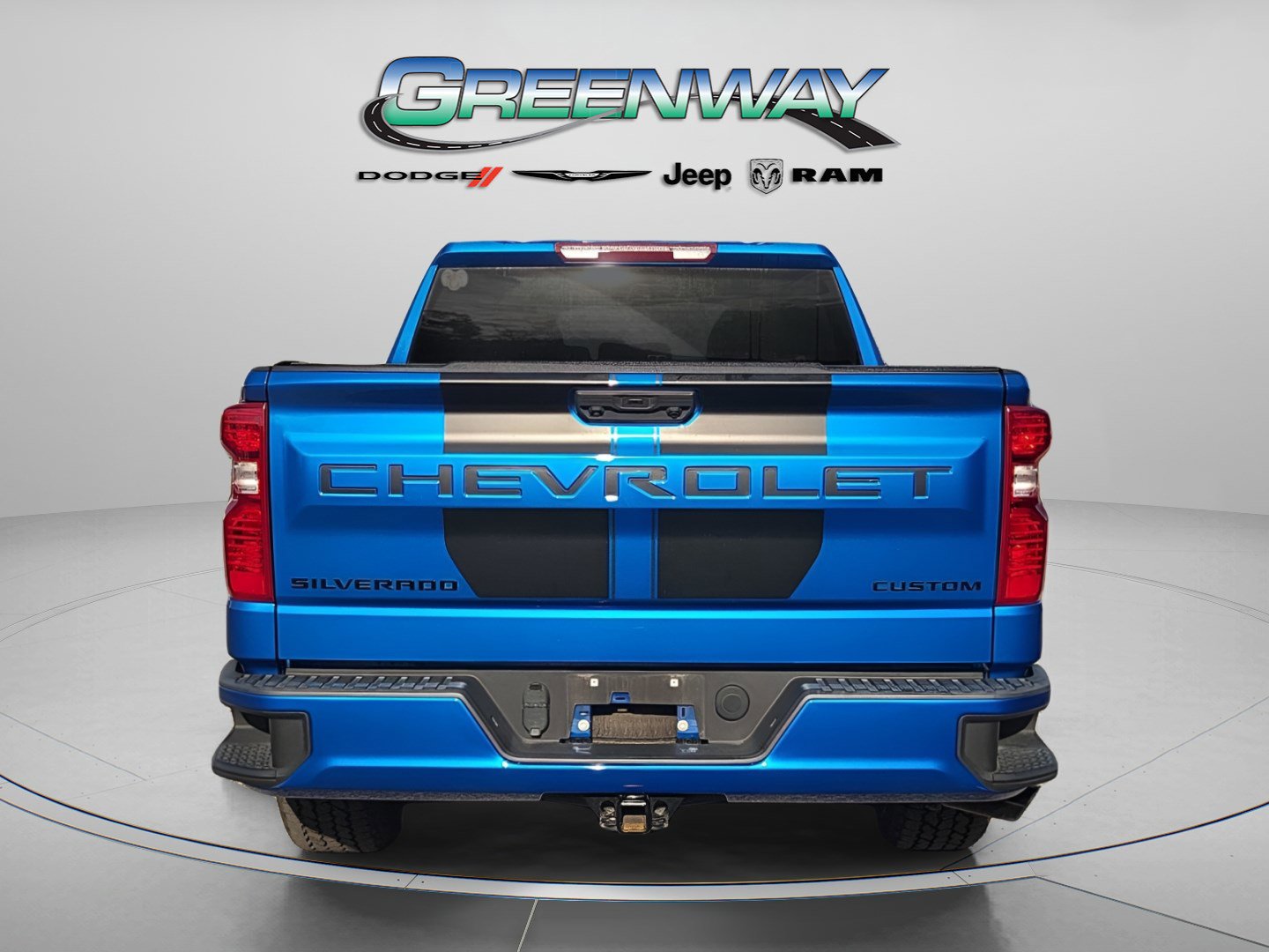 Used 2022 Chevrolet Silverado 1500 Custom w/ Rally Edition image 2