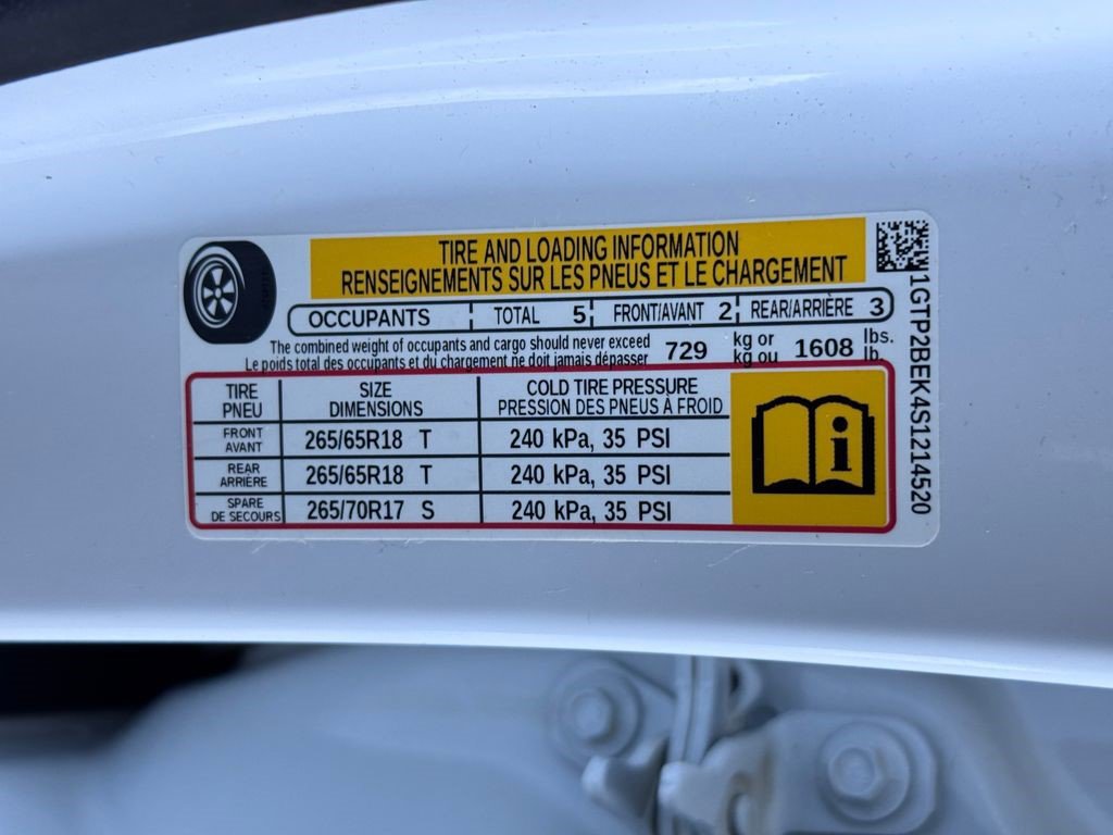 Certified 2025 GMC Canyon Elevation image 8