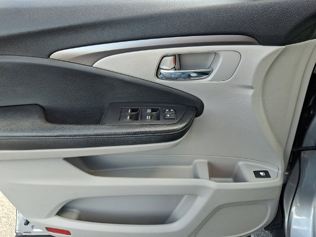 Used 2019 Honda Ridgeline RTL-T image 12