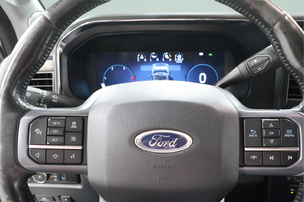 Used 2023 Ford F250 Lariat w/ Lariat Ultimate Package AWD/4WD image 13