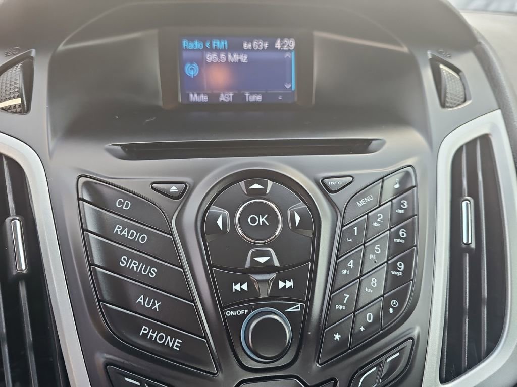 Used 2013 Ford Focus SE image 17