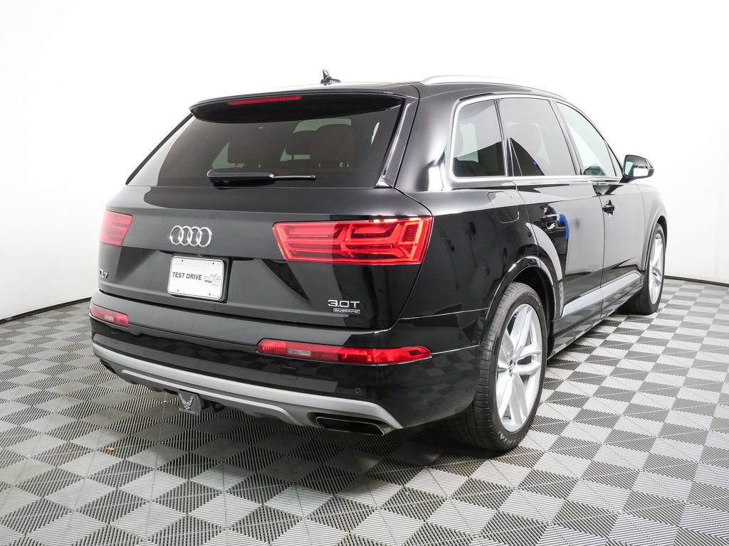 Used 2018 Audi Q7 3.0T Prestige AWD/4WD image 33