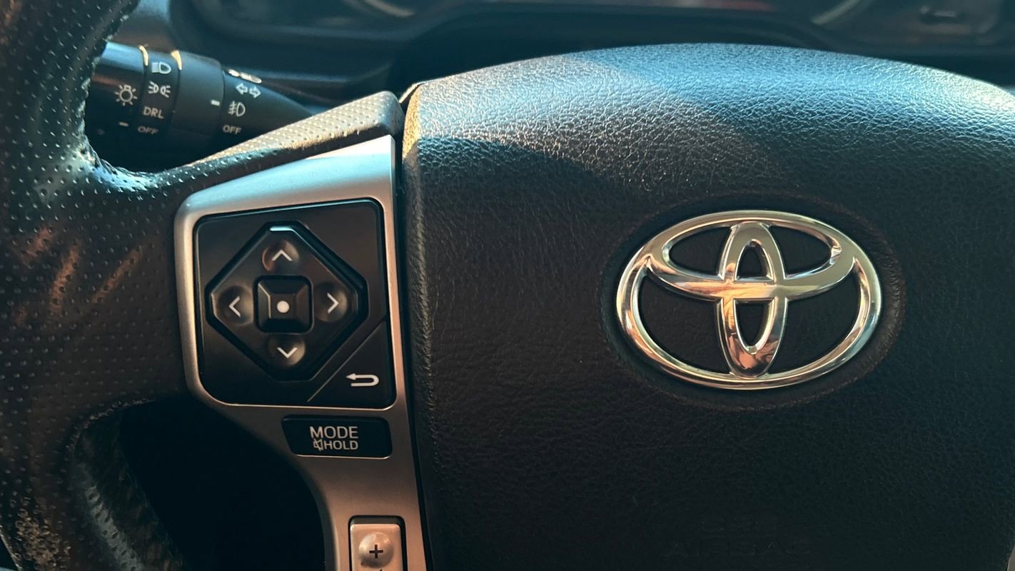 Used 2016 Toyota 4Runner SR5 image 31