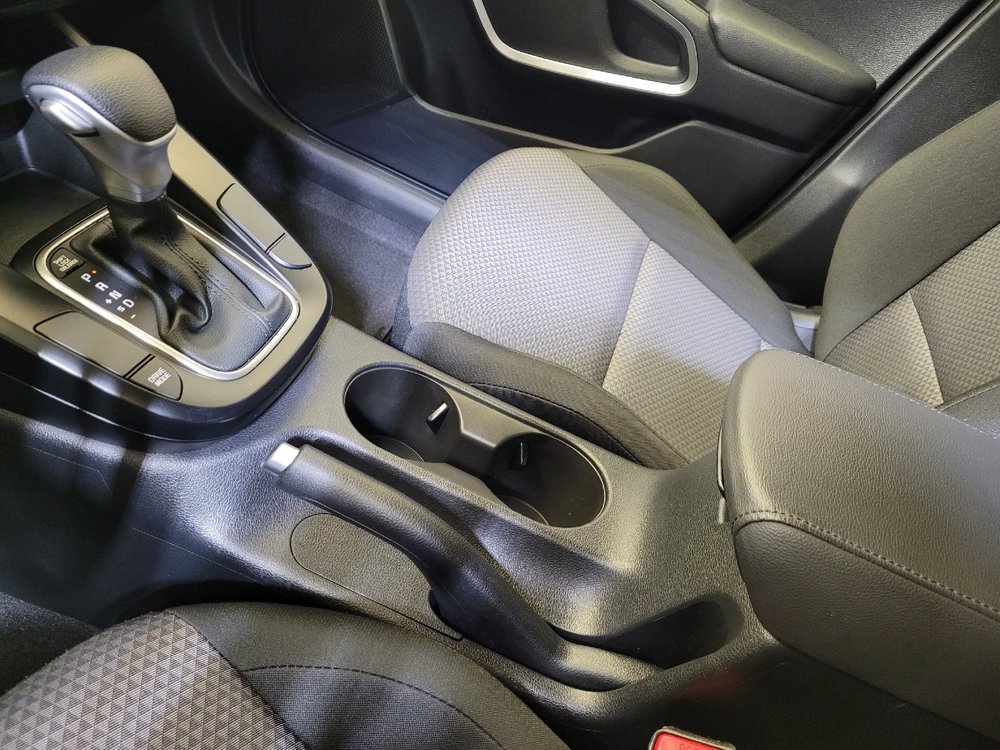 Used 2025 Kia Soul LX FWD image 26