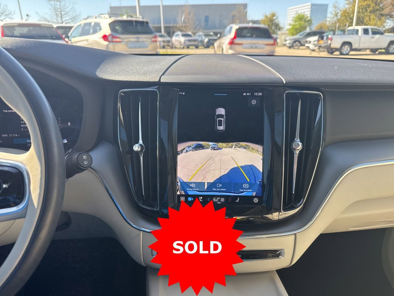 Certified 2024 Volvo XC60 B5 Core w/ Protection Package Premier image 25