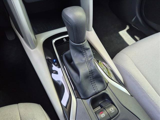 Used 2024 Toyota Corolla Cross L FWD image 11