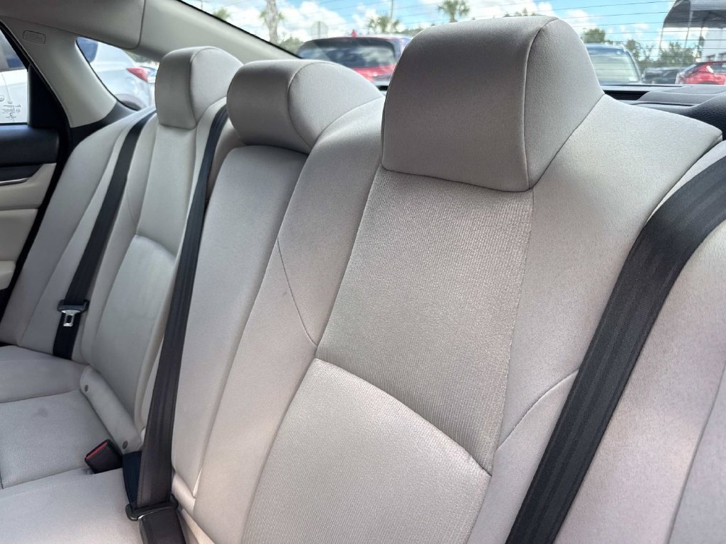 Used 2020 Honda Accord LX image 14