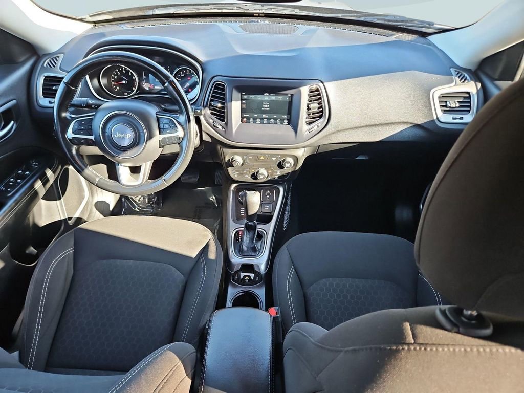 Used 2021 Jeep Compass Sport AWD/4WD image 21