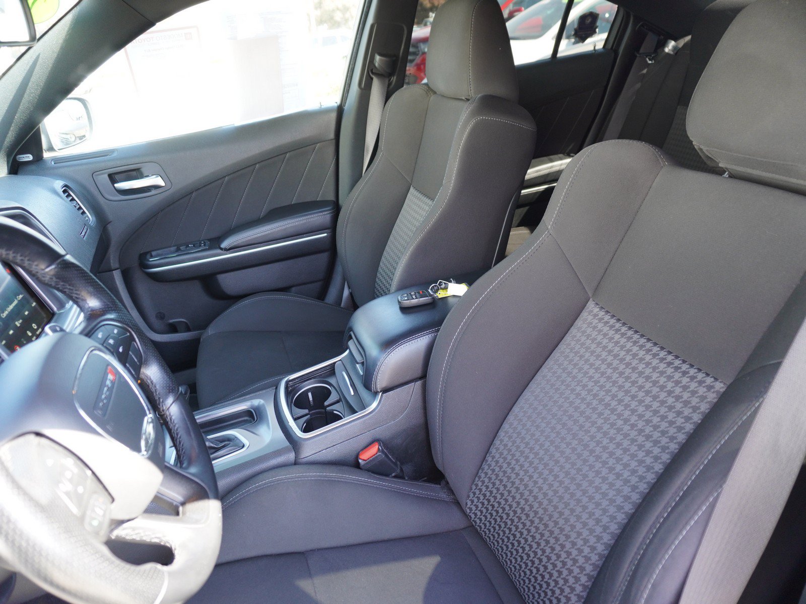 Used 2022 Dodge Charger R/T RWD image 21