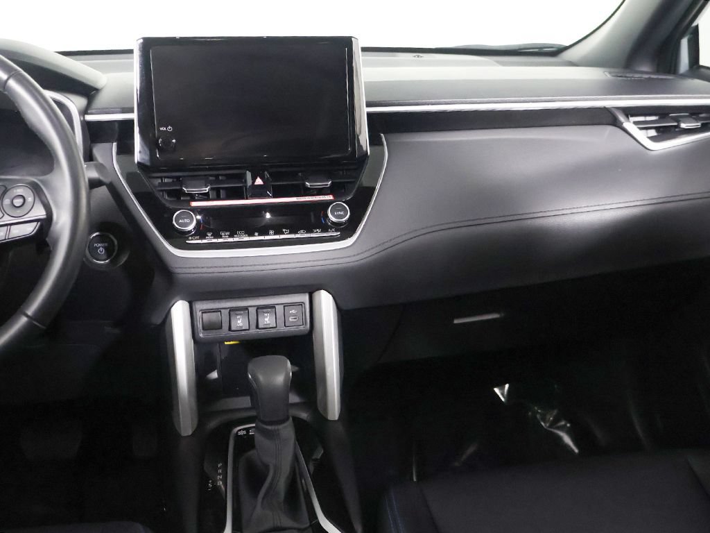 Used 2025 Toyota Corolla Cross AWD Hybrid w/ Convenience Package image 39
