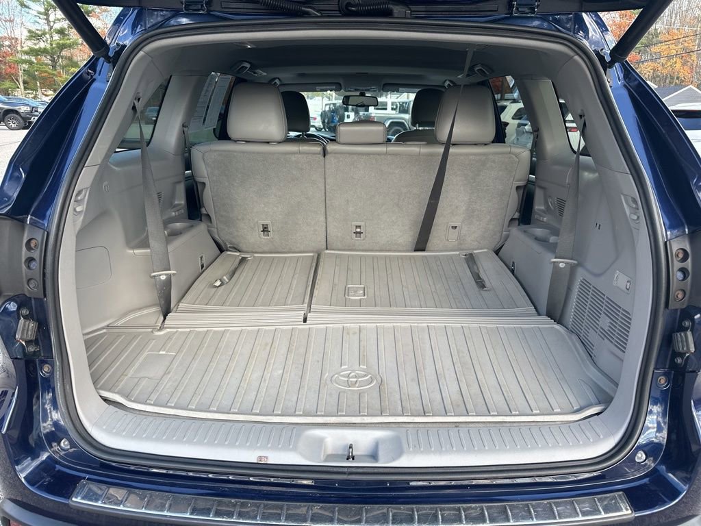 Used 2016 Toyota Highlander XLE image 25