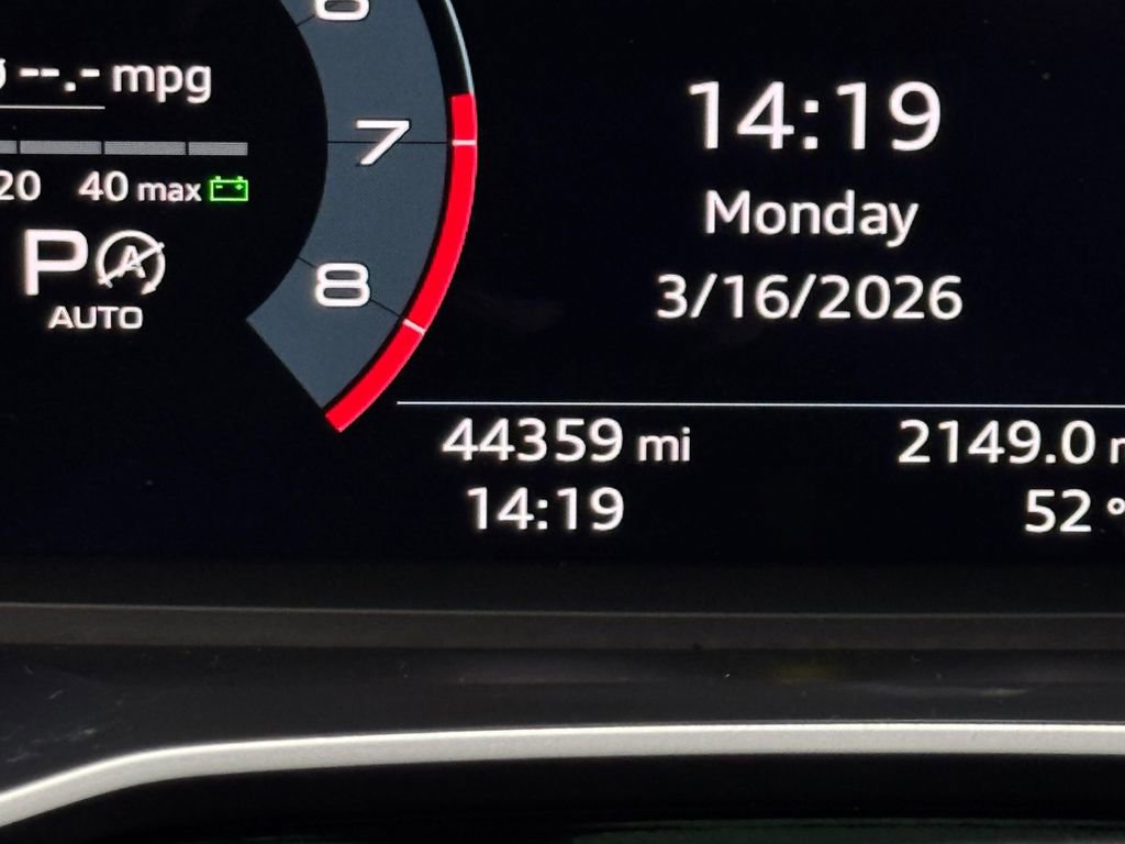 Used 2022 Audi Q3 2.0T Premium w/ Convenience Package image 16